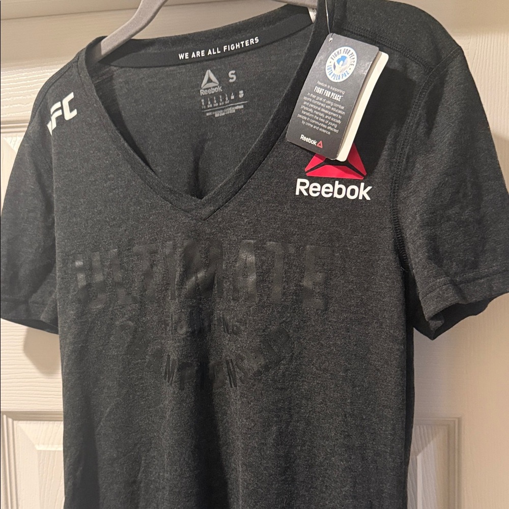 Reebok Black Short Sleeve Tee